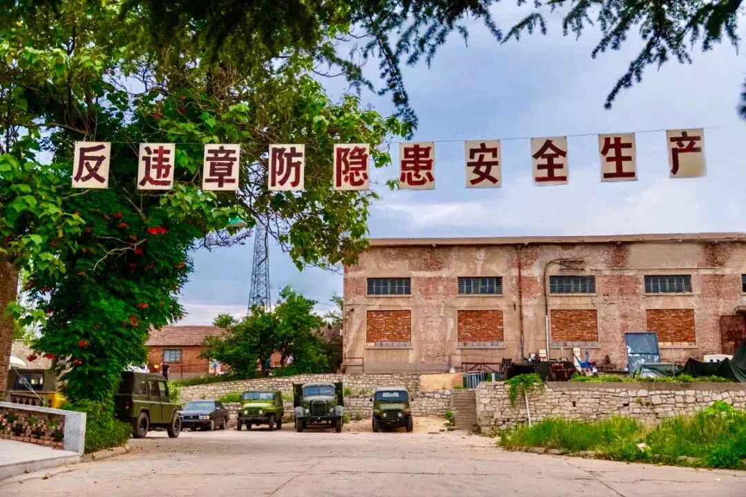 被央视打卡的梨花胜境，千亩白瓣状似雪花，济南莱芜区还有这些国家级景区不容错过！