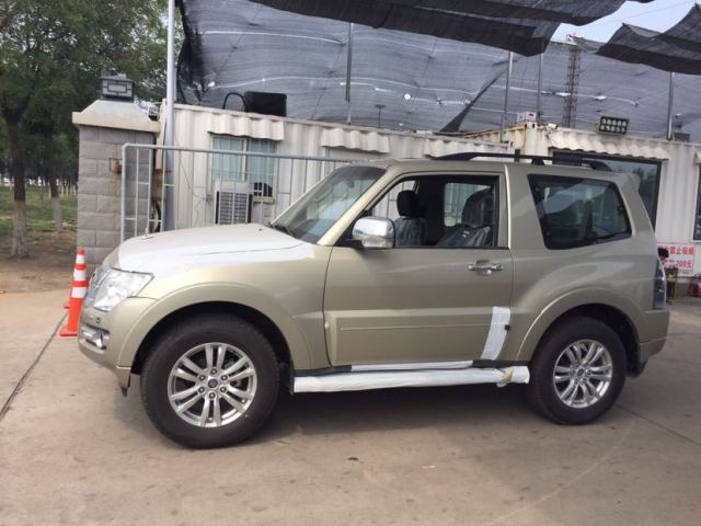 帕杰罗三门v87,天津港帕杰罗v87三门版最新价格