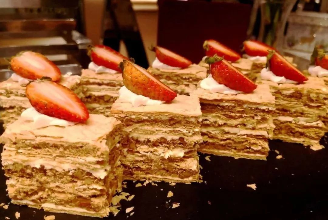 七星酒店自助餐,15888元七星酒店自助餐