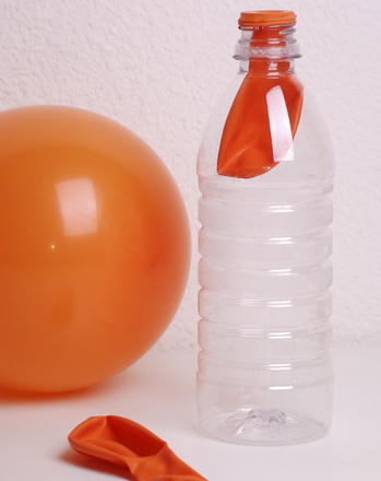 怎么用瓶子和气球做出好玩的玩具,瓶子吹气球小实验玩法