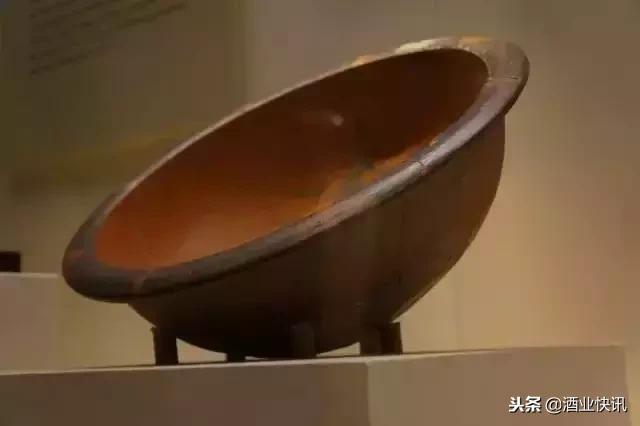 仰韶出土了大量彩陶,仰韶文化彩陶纹样书籍