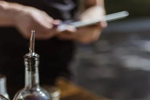 疫情下的湘雅医院收入,疫情下收入微薄