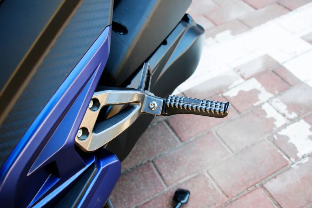 城市高颜值燃油踏板车,城市炫酷150踏板摩托车推荐