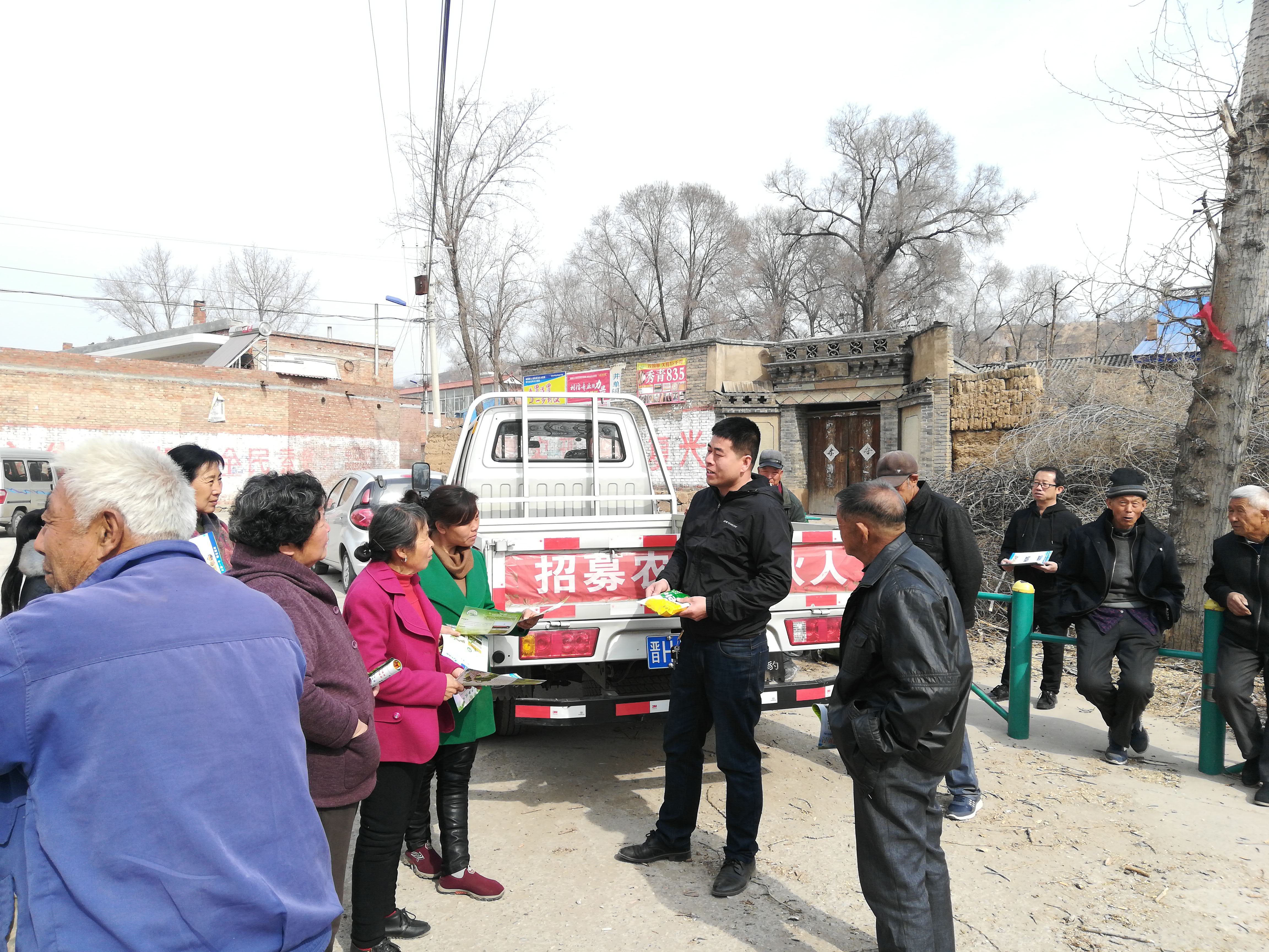 如何向农民推销自己的肥料产品,农资店如何推销新肥料