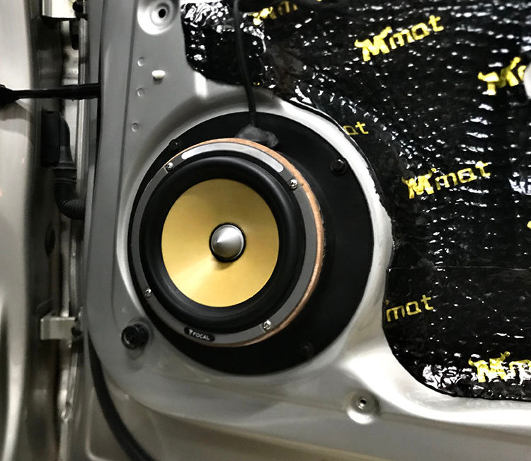 佛山炫动专业汽车音响改装,佛山进口汽车音响改装品牌