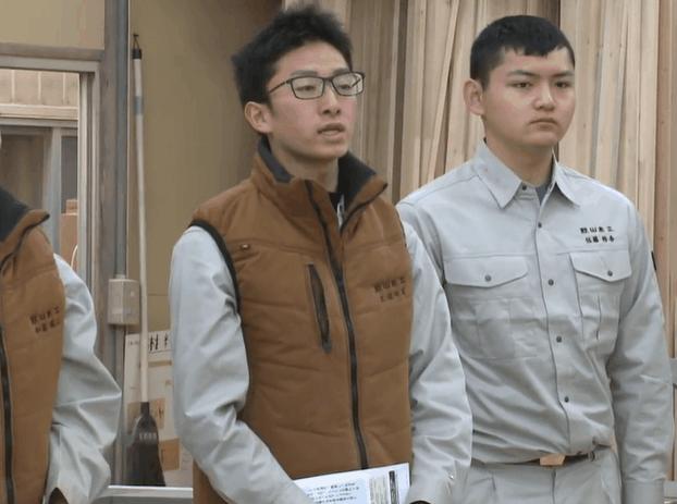 8年不许用手机不许恋爱,他痛骂过的60个光头后来都成了日本大师