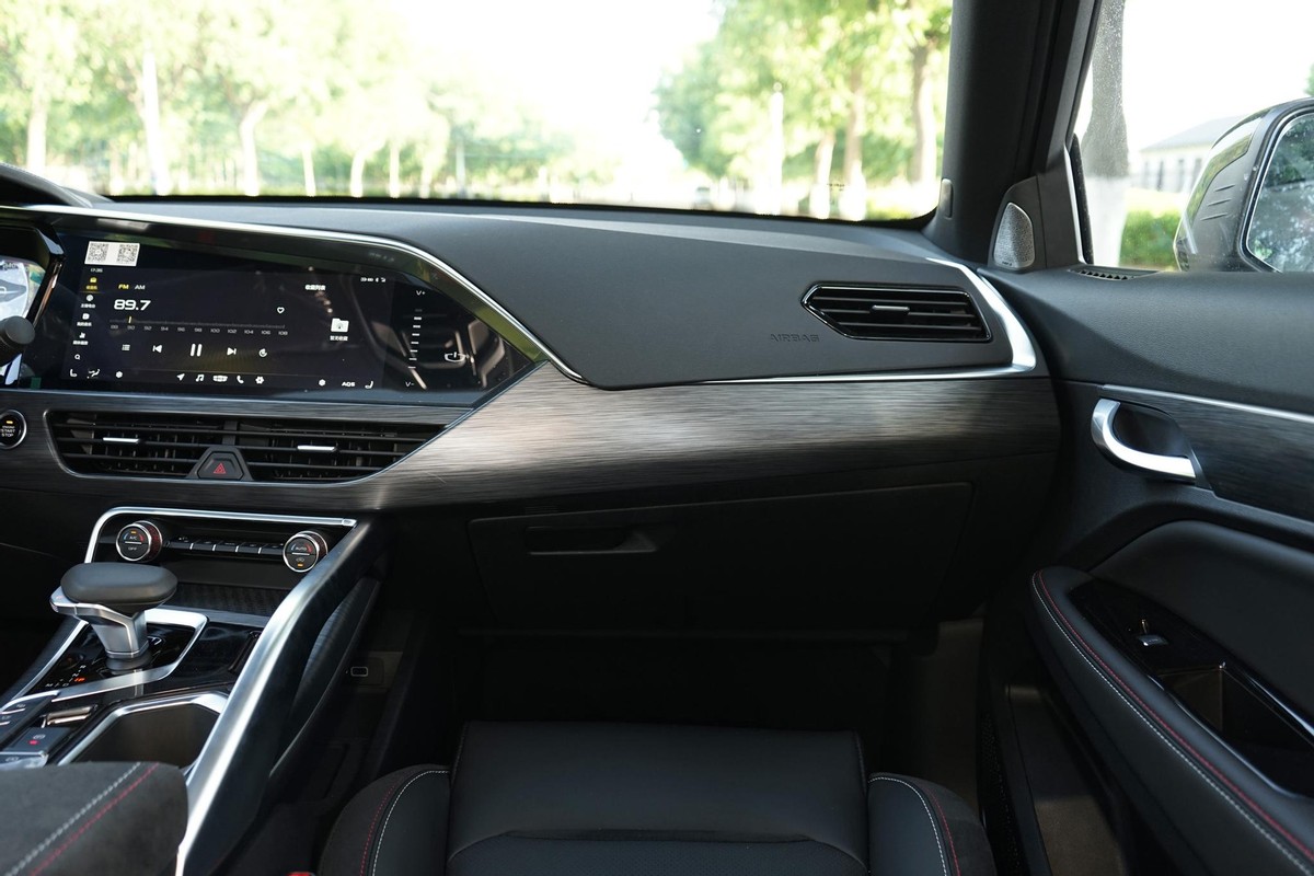 吉利星越中控异响怎么回事,吉利星越怠速时发动机哒哒哒异响