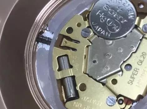 dw手表最新款怎么辨别真假,dw手表怎么鉴别真假图片