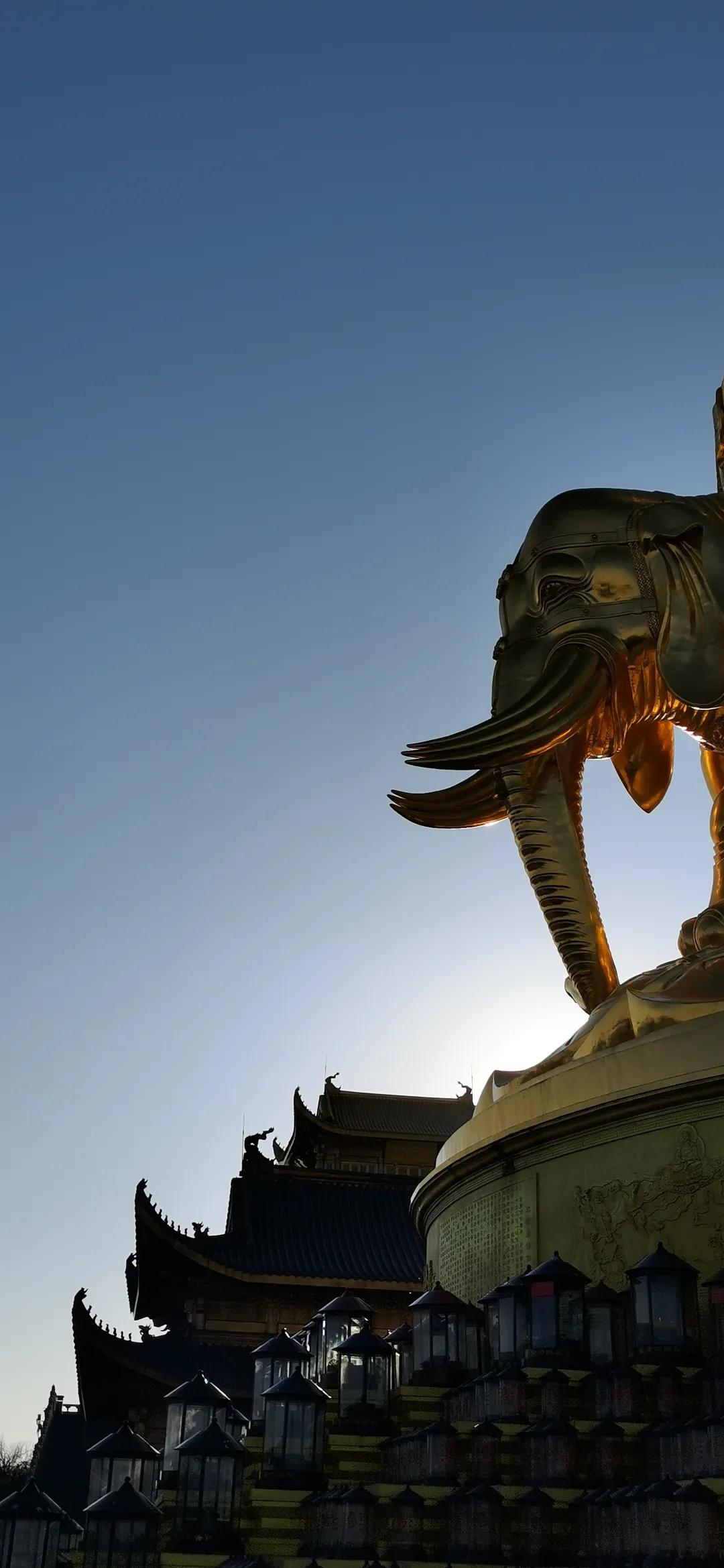 峨眉山金顶日月同辉高清大图,峨眉山日出云海彩虹风景