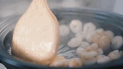 在家也能吃到的西湖名菜龙井虾仁,杭州湖滨好吃的龙井虾仁