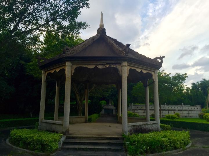 梅溪牌坊是谁的,梅溪牌坊