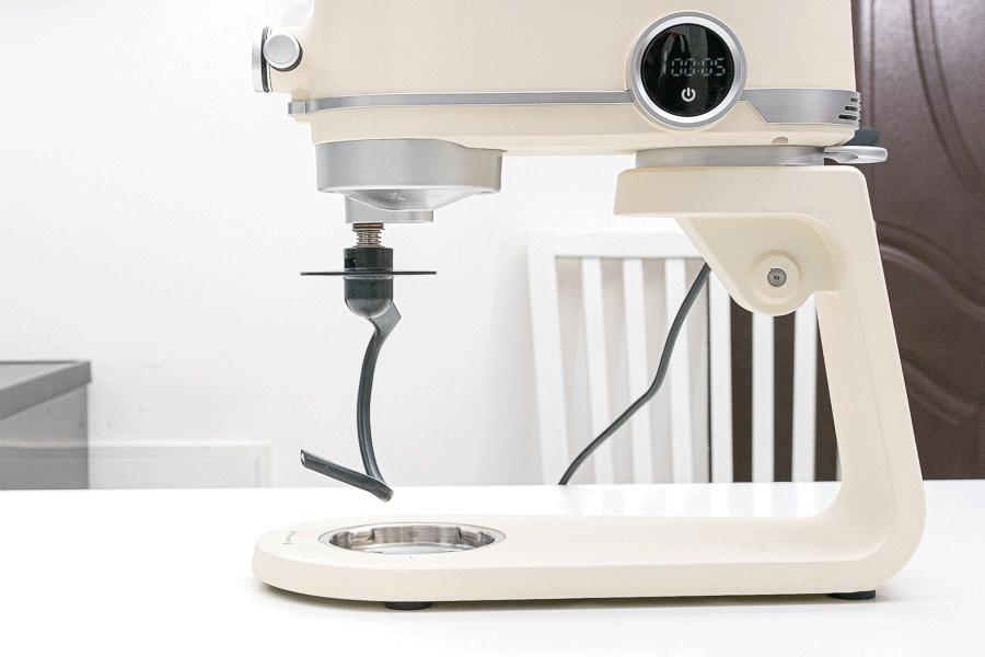 厨师机和烘焙机有什么区别,做烘焙要面包机好还是厨师机好