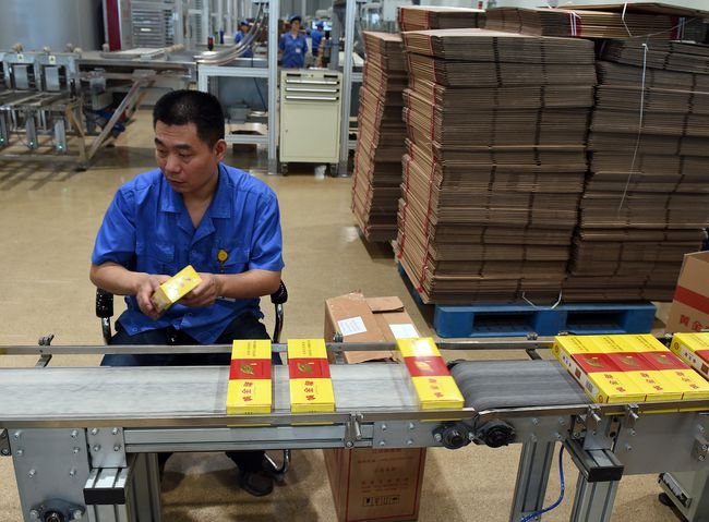 本科去烟厂当操作工,985毕业生进卷烟厂