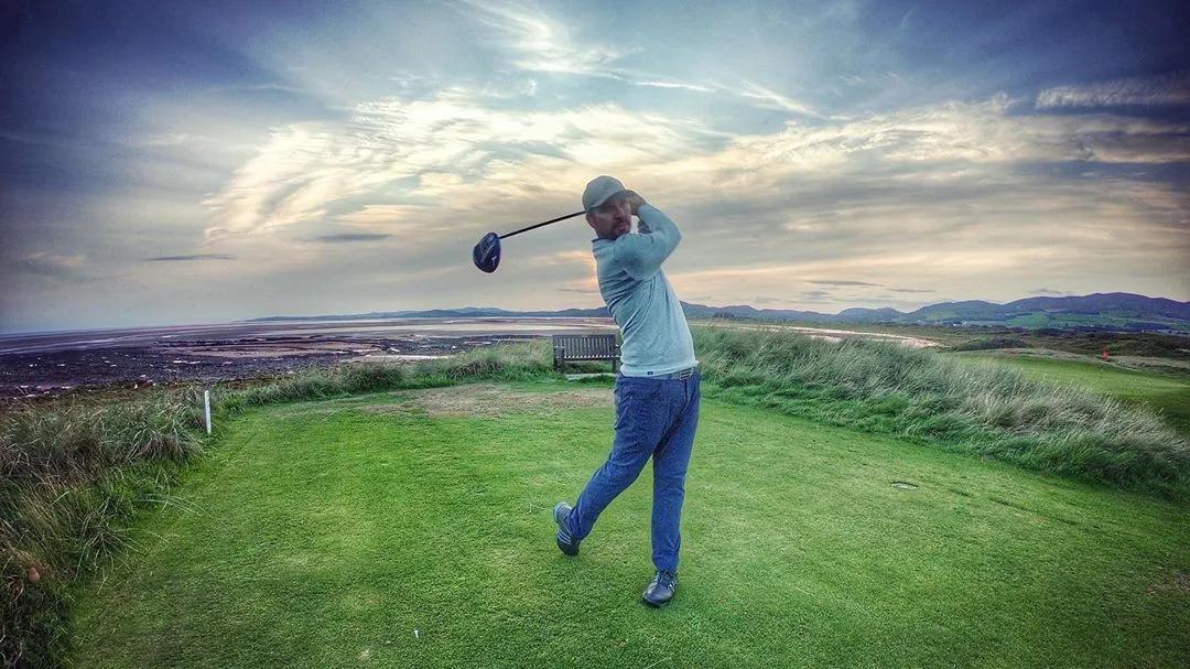 一号木蹲着开球,一号木开球打法视频