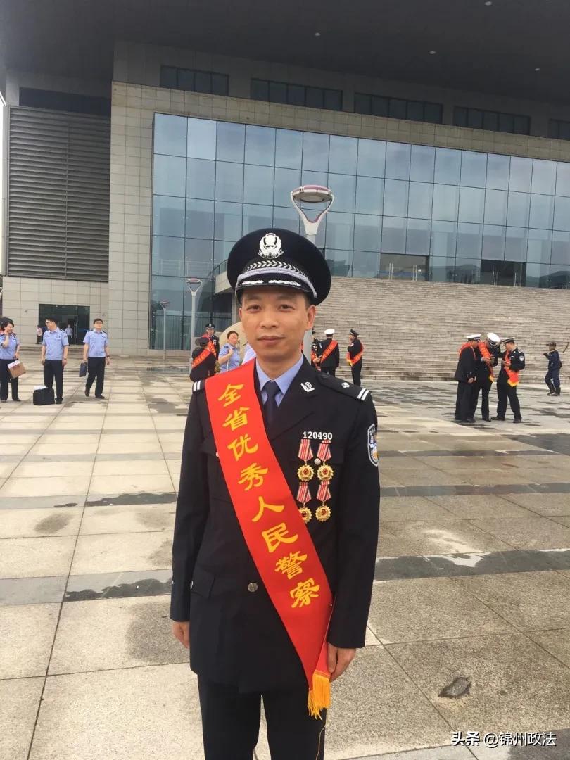 警察社招是怎么样的,半路出家的警察