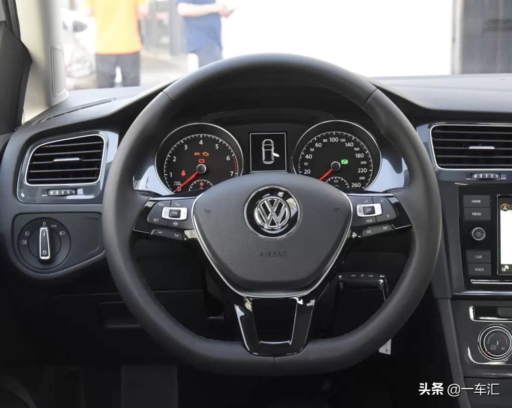 高尔夫2021款200tsidsgpro,高尔夫2019款200tsi舒适价格