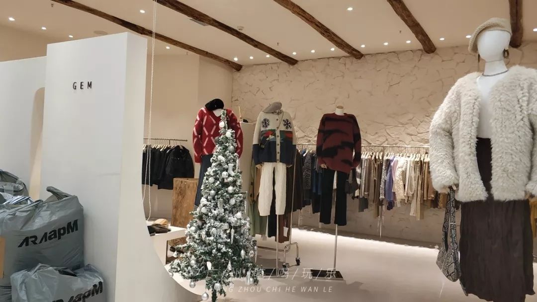 韩国东大门服装批发有几个大楼,广州韩国东大门服装批发拿货