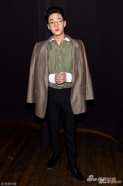 杨幂刘雯穿衣搭配图,杨幂刘雯准备的秋冬潮品已上线