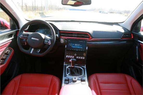 从哈弗M2到哈弗F5看十年间对的年轻人