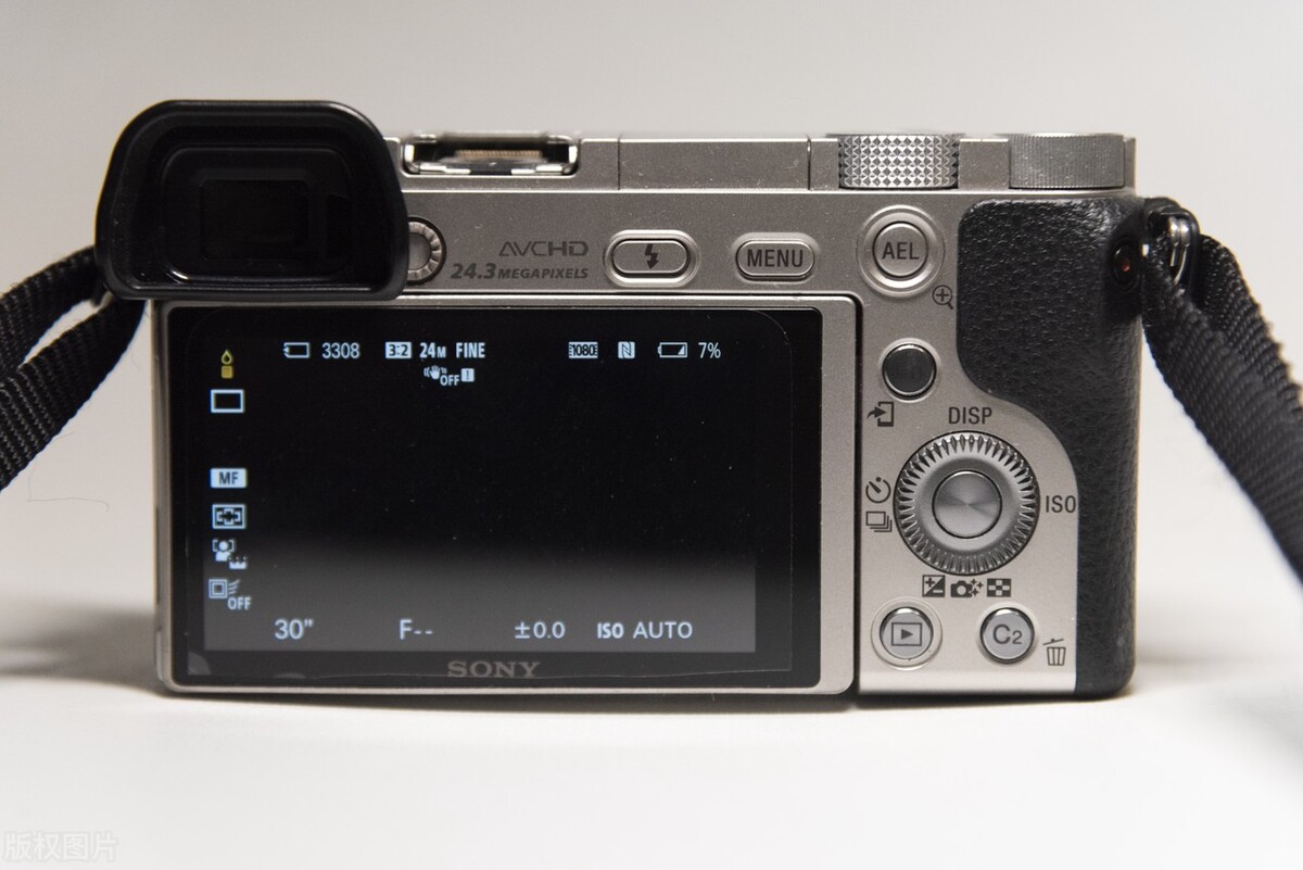 索尼微单a6000优缺点,索尼微单6000用什么sd卡