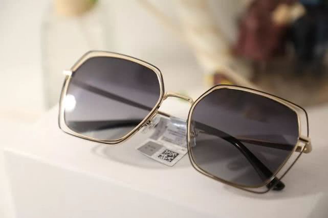 北京朝阳区潘家园眼镜店,潘家园哪家眼镜店最经济实惠又好