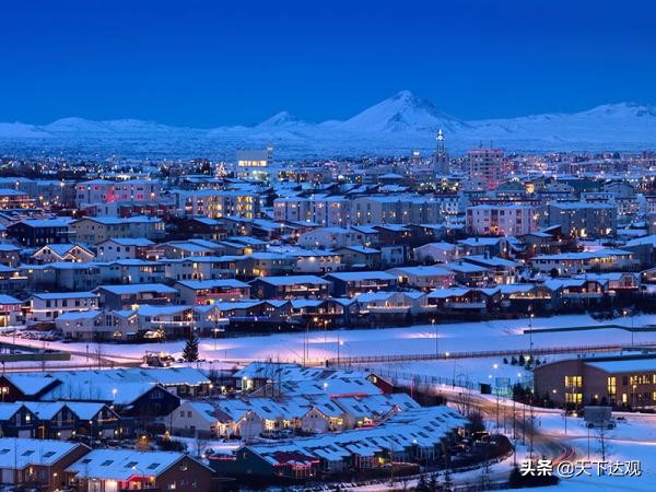 冰岛｜北大西洋中的一个岛国，人口约为34万，首都是雷克雅未克