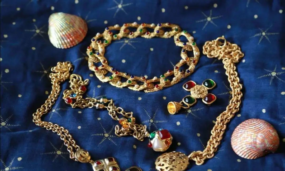 VintageChanel中古琉璃饰品,中古香奈儿双c项链