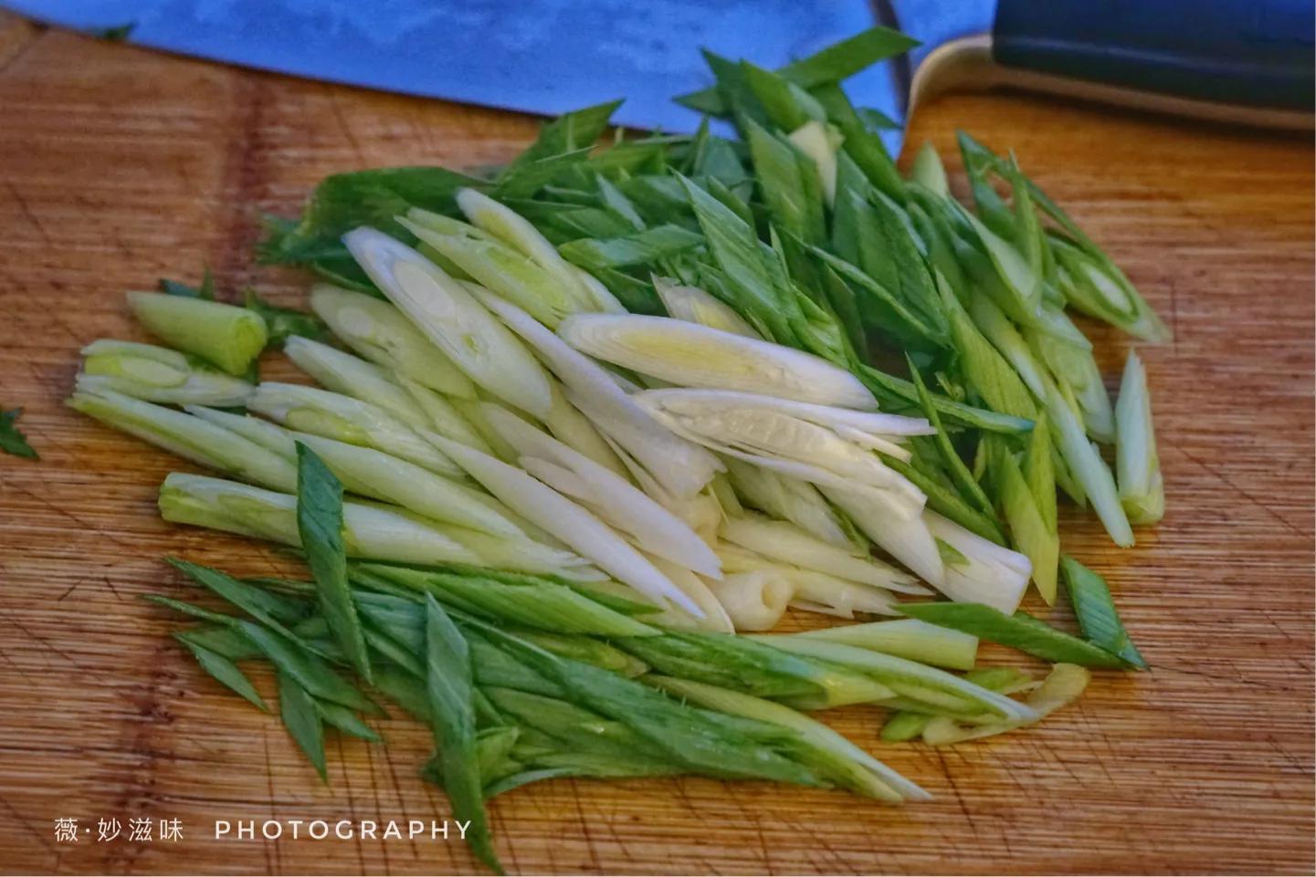 鱼与香肠的约会～香肠豆腐炖鱼～