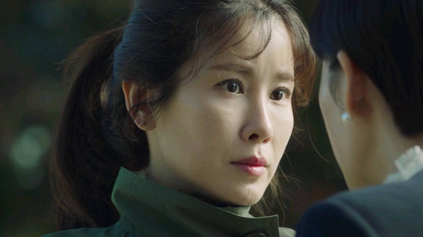 同期打败宋慧乔玄彬,赶超《鬼怪》,这部韩剧因停播引来热议!