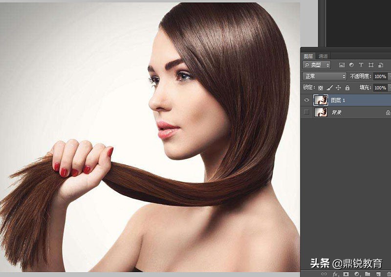 ps删除背景人物,ps人物换背景后不自然怎么办