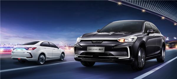 23年纯电动车销量,国内纯电动车年销量