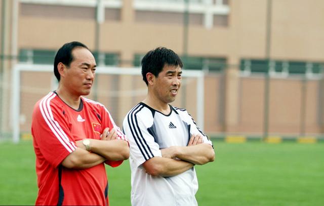 陆俊从金哨变为黑哨的原因,陆俊世界杯裁判