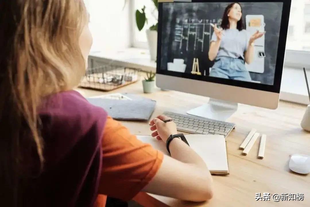 扩科、砸广告、找低价流量，在线教育磨刀霍霍向寒假