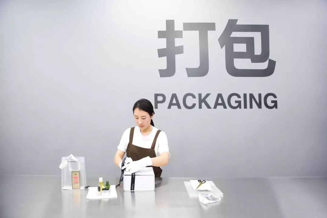 平价化妆品集合店,一线品牌化妆品集合店