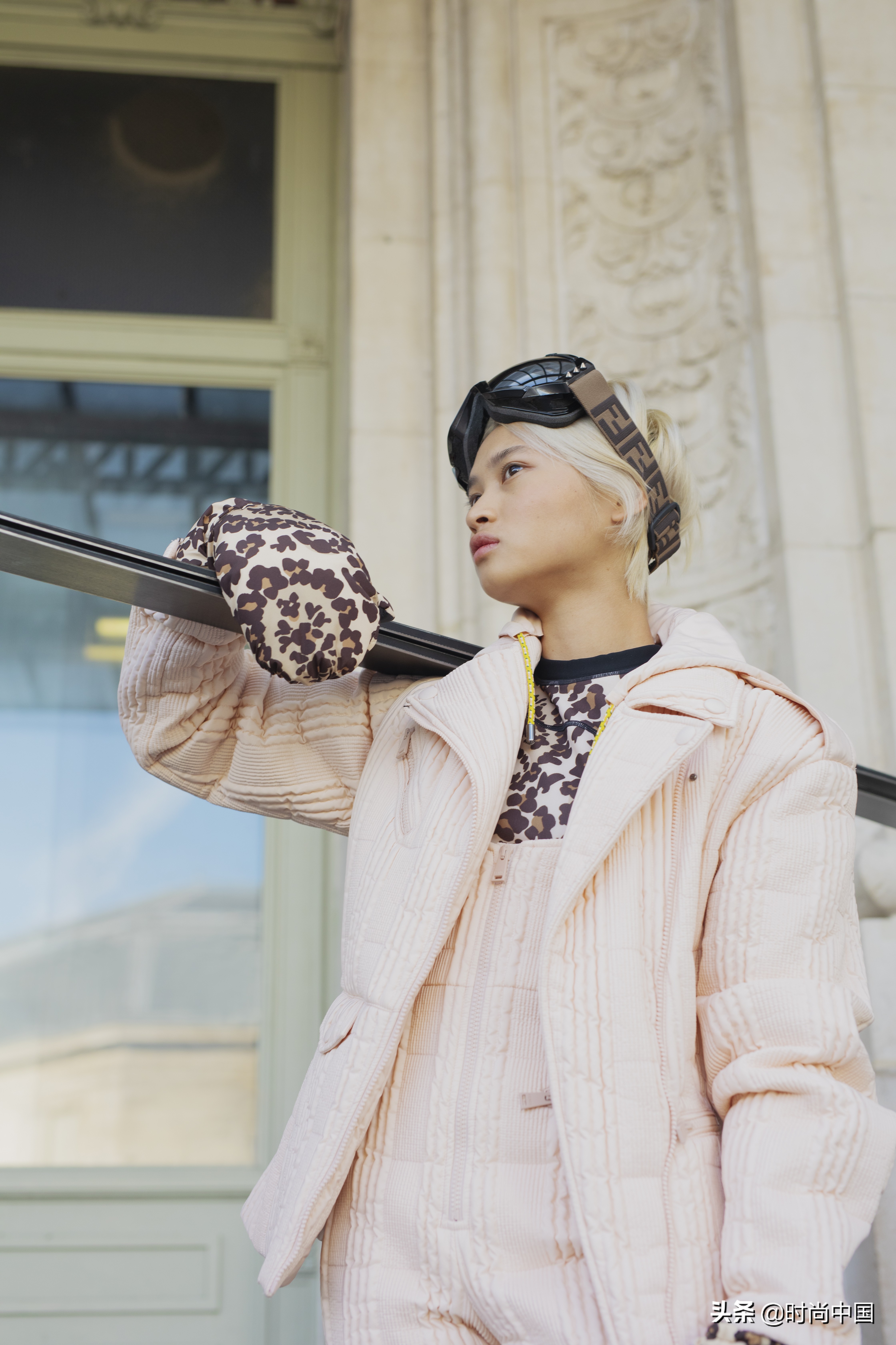 滑雪装备入坑报价,滑雪服穿什么好看