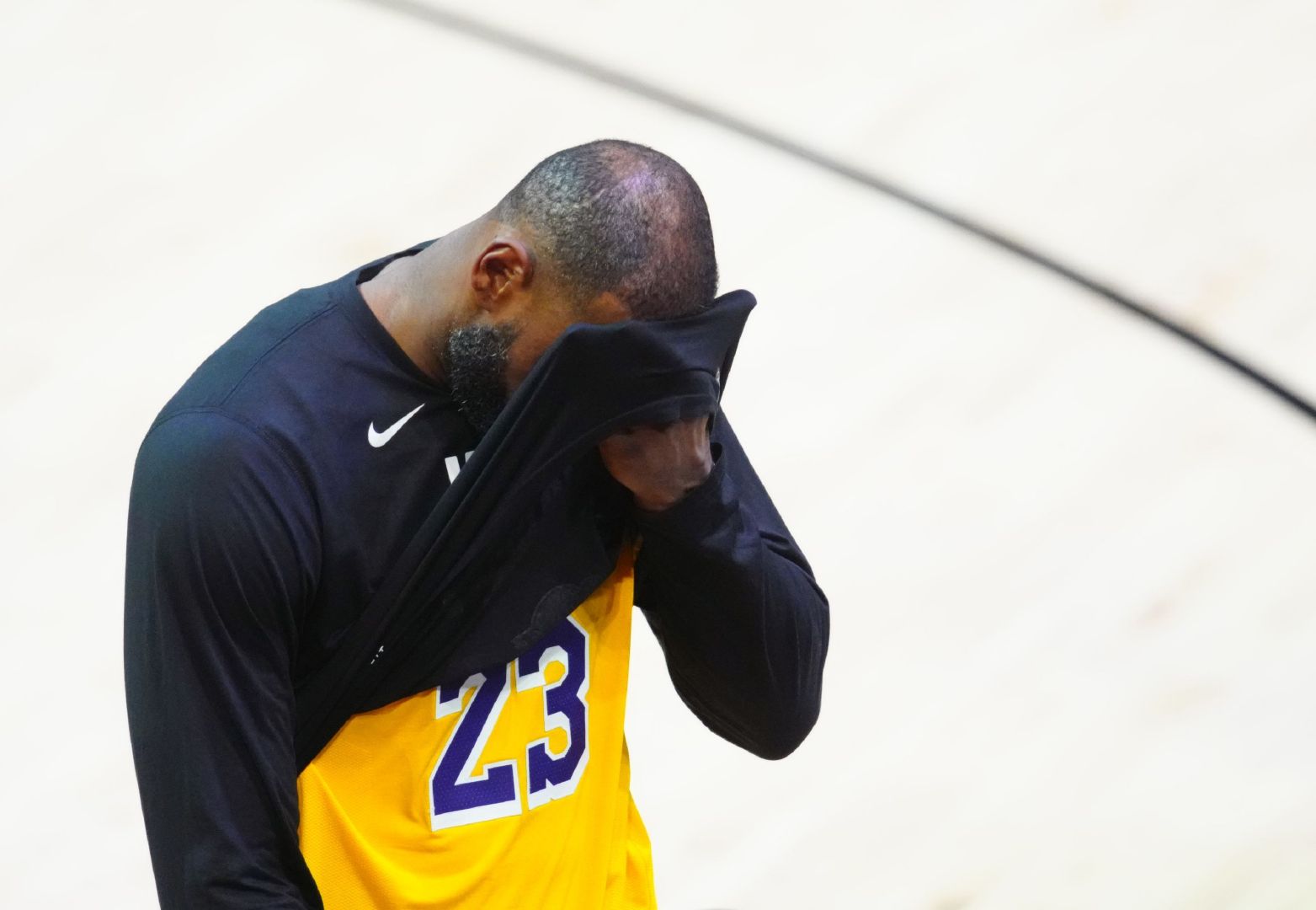 96公牛是乔丹强还是球队强,96年公牛是最强公牛吗