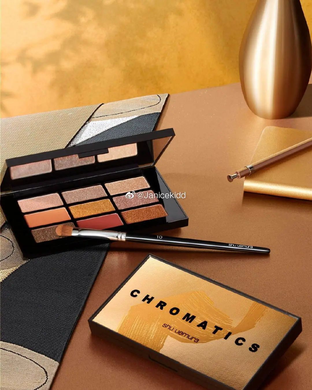 chanel气垫粉饼二合一,Chanel蜜粉饼