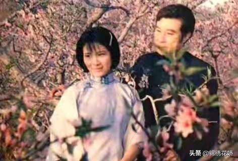 伤逝子君涓生,伤逝中涓生子君爱情悲剧的原因