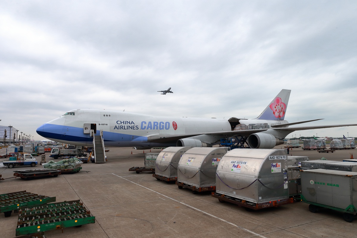 波音747货运飞机,空运物流价格暴涨