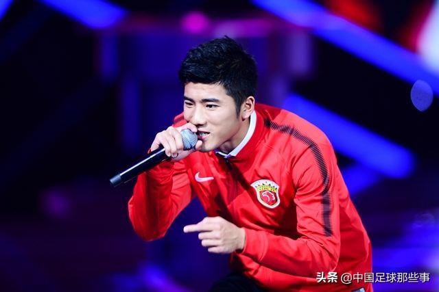 中国足坛第一帅哥,足球史上最帅的球员排名