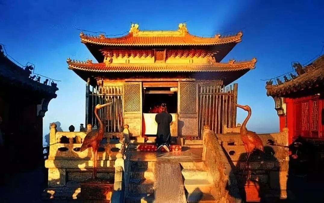 你心中的大山是什么,你心中的十堰是什么样的