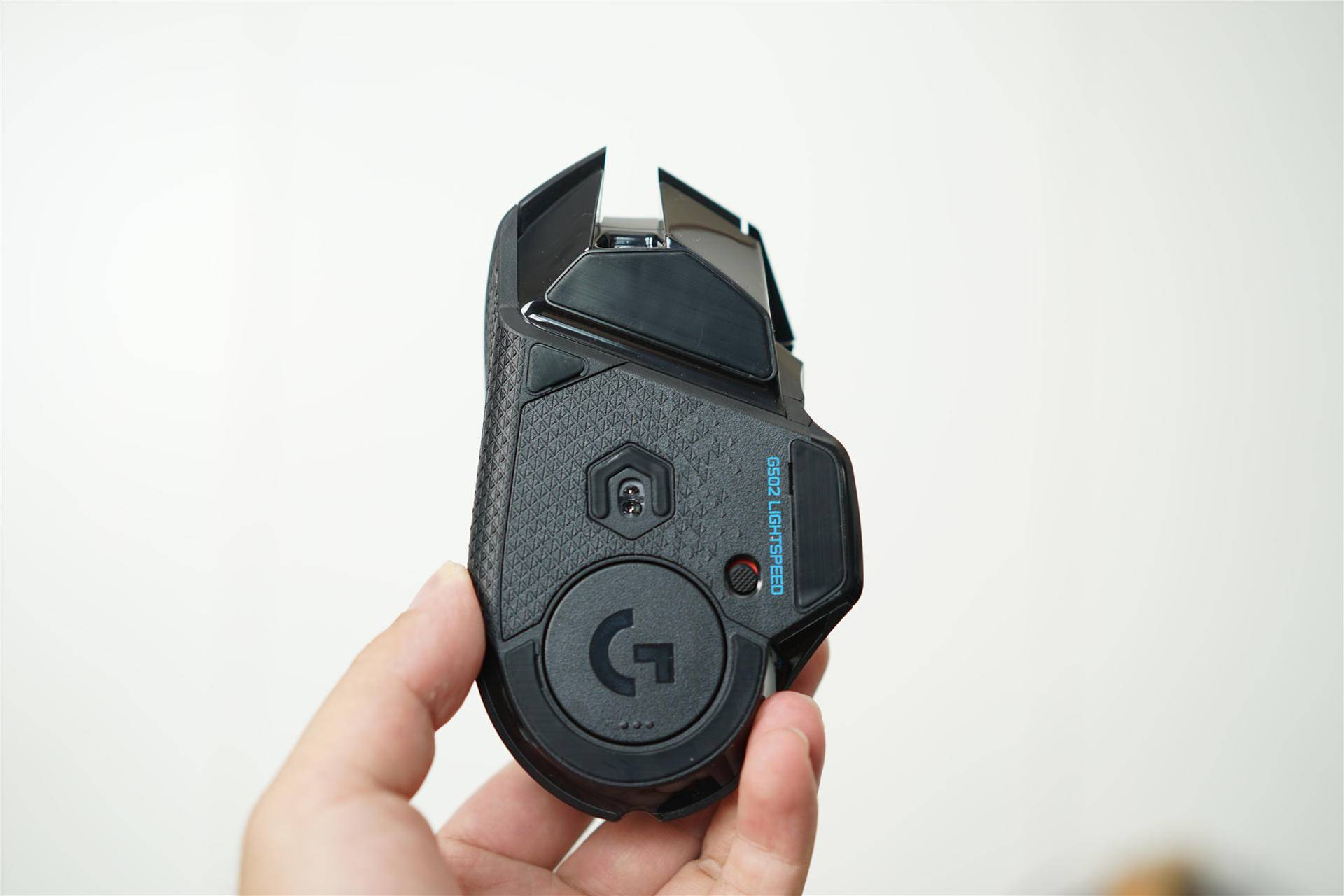 蜕变罗技g502鼠标评测,最佳游戏鼠标罗技g502lightspeed