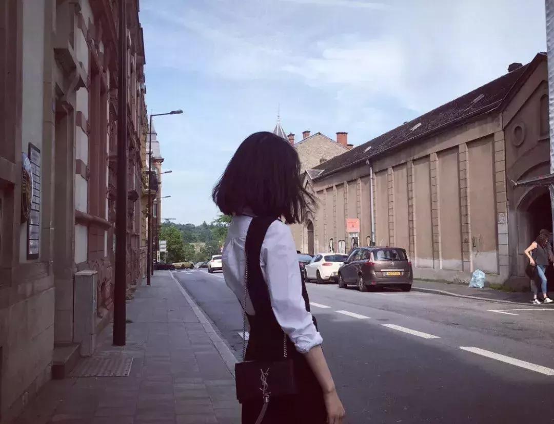 ysl圣罗兰粉底免税店价格,ysl圣罗兰免税店价格