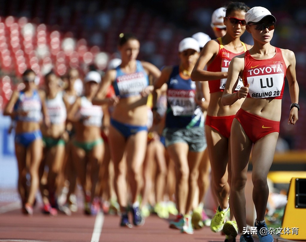 中国足球教练被处罚视频,田径生被教练罚