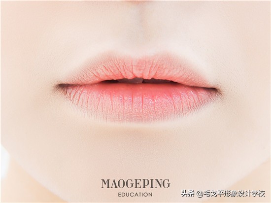 清爽蜜桃妆容,散发青春魅力粉红蜜桃妆容详解