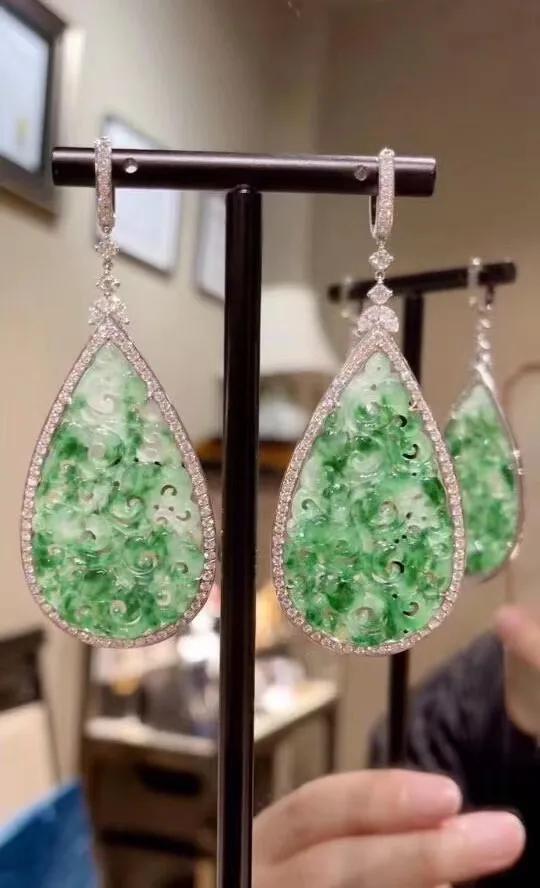 翡翠为什么不给估价,买翡翠回来讲究什么呢