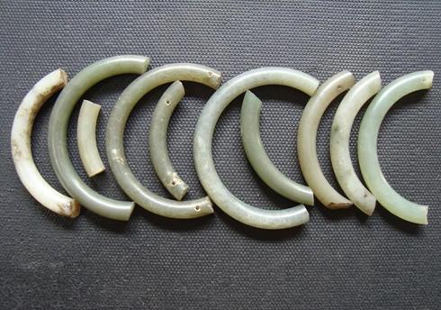 手镯被摔碎以为赔不起,把别人手镯摔裂了怎么赔