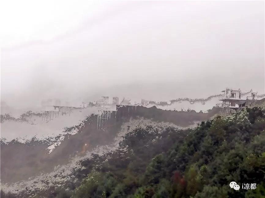 品市长旅游推介——走，坐上高铁游凉都！第二站：水城县