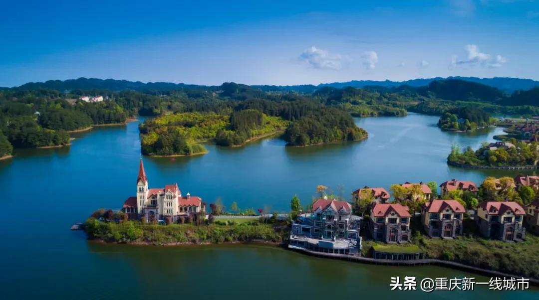 闇嶆牸娌冨吂鍩庡牎鍒,璐甸槼闇嶆牸娌冭尐鍩庡牎