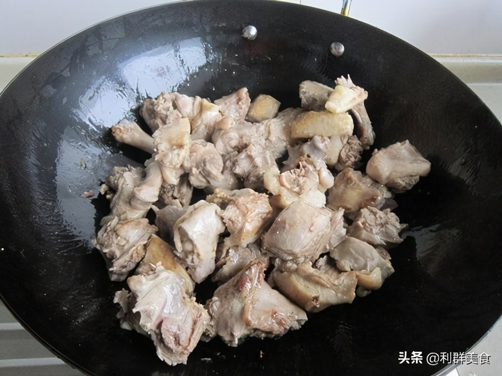 正宗啤酒鸭好吃到爆,软烂鲜香啤酒鸭